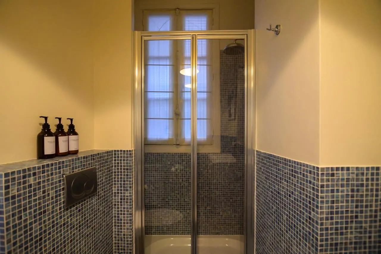 Le Marais Moderne Apartment Paris